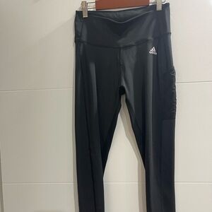 Brand new Adidas leggings in black no tags size Small with pockets